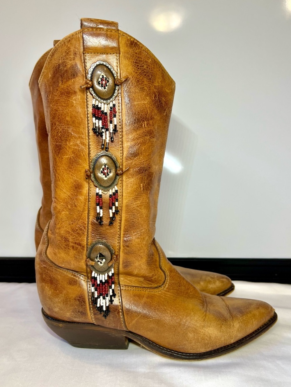 Zodiac VTG Leather Western Boots Brown Concho Beaded Boho Festival Womens 7.5M